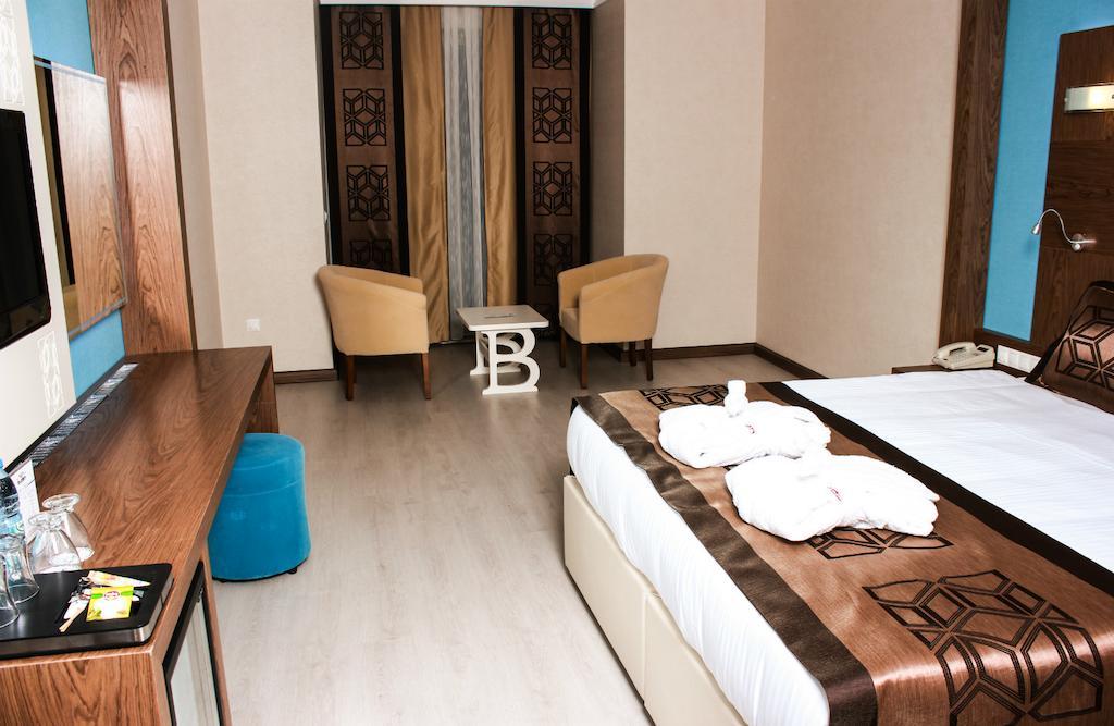 افيون Budan Thermal Spa Hotel & Convention Center الغرفة الصورة